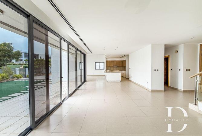 65954324 - Property Image 3