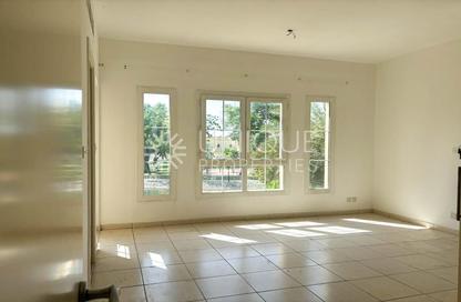 Villa - 3 Bedrooms - 3 Bathrooms for rent in Springs 6 - The Springs - Dubai