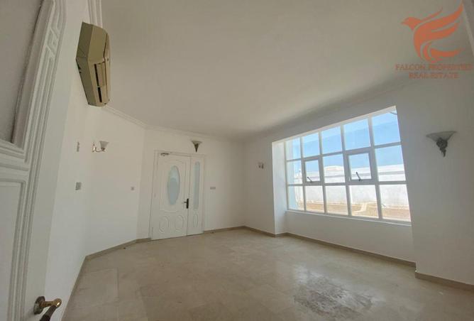 54386639 - صورة العقار 2