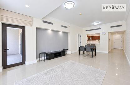 Apartment - 1 - 2 for rent in Golden Mile 3 - Golden Mile - Palm Jumeirah - Dubai