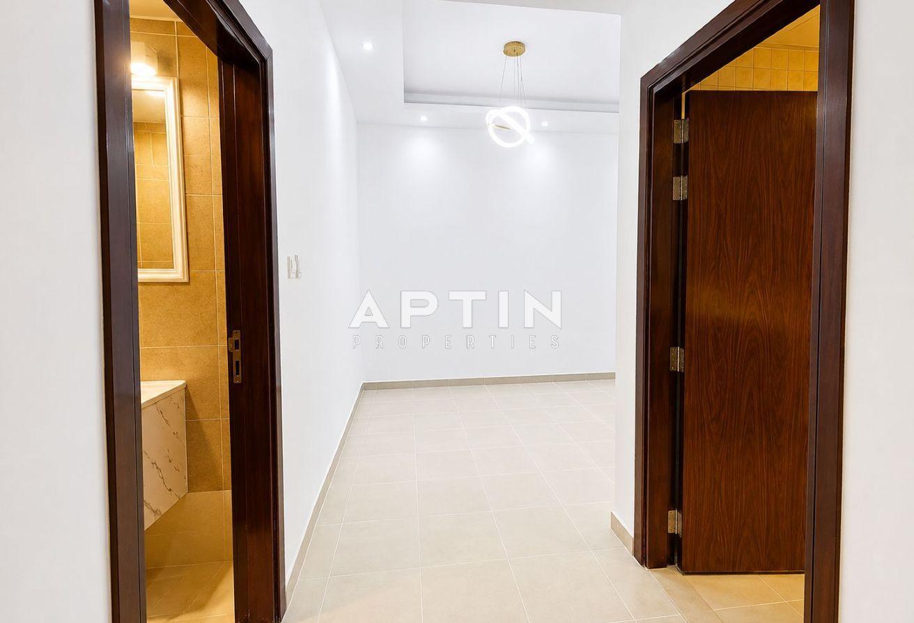 Comfortable 1BHK | Private Balcony | S Residence photo 6