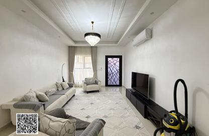 Villa - 4 - 6 for rent in Al Helio Downtown - Al Helio - Ajman Villa - 4 - 6 for rent in Al Helio Downtown - Al Helio - Ajman