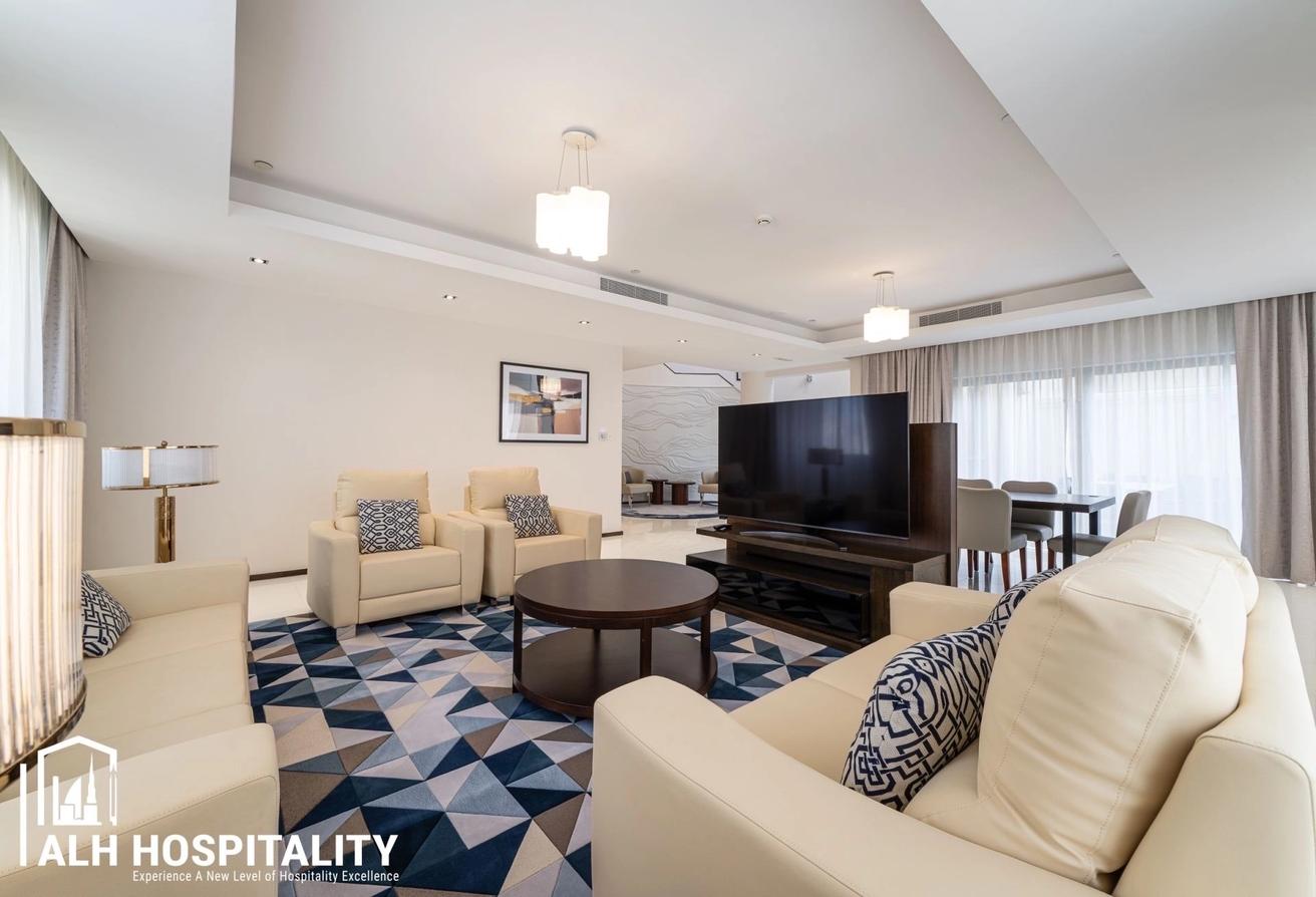 Best View | Duplex | Huge Terrace | Prime Location photo 8