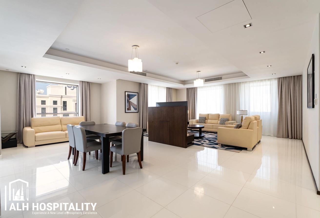 Best View | Duplex | Huge Terrace | Prime Location photo 4