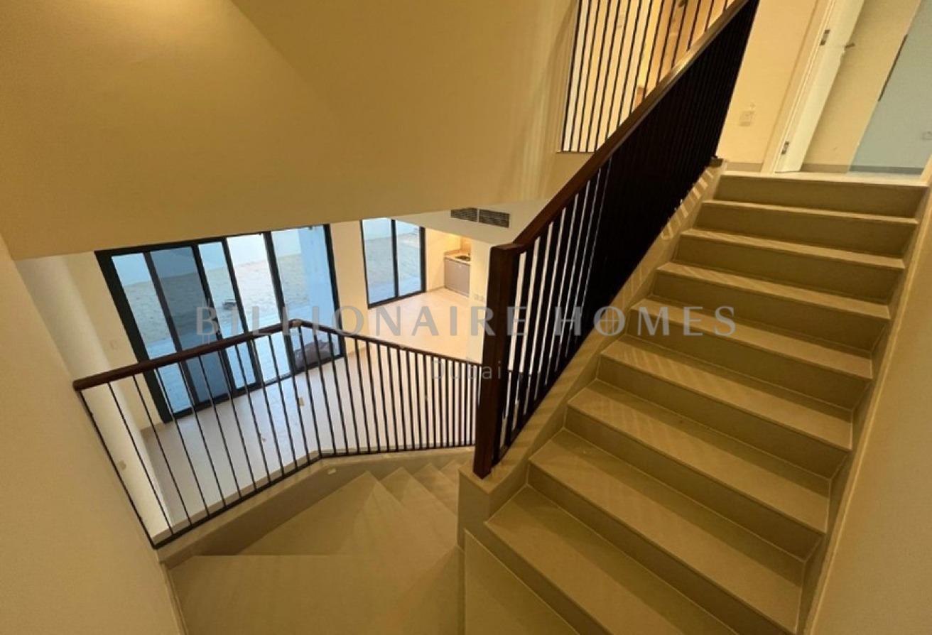 Corner Unit | Large Plot | Close to Amenities photo 5
