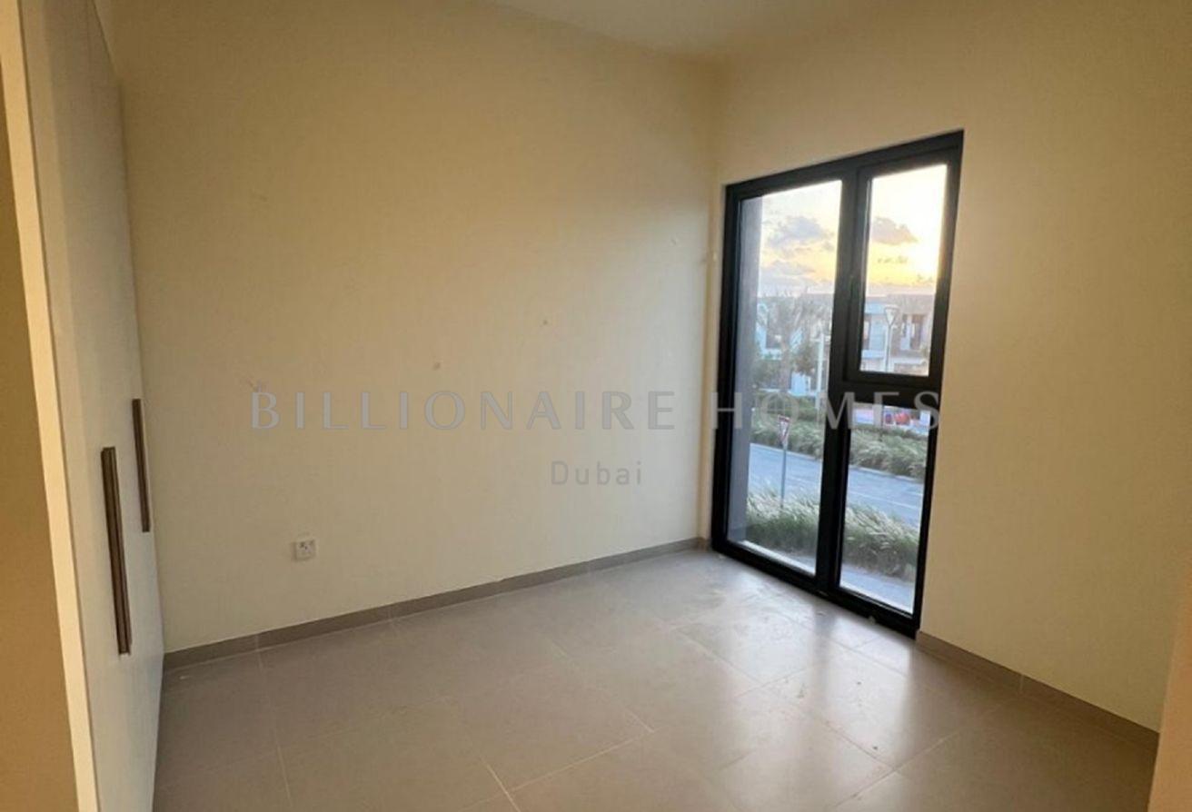 Corner Unit | Large Plot | Close to Amenities photo 10