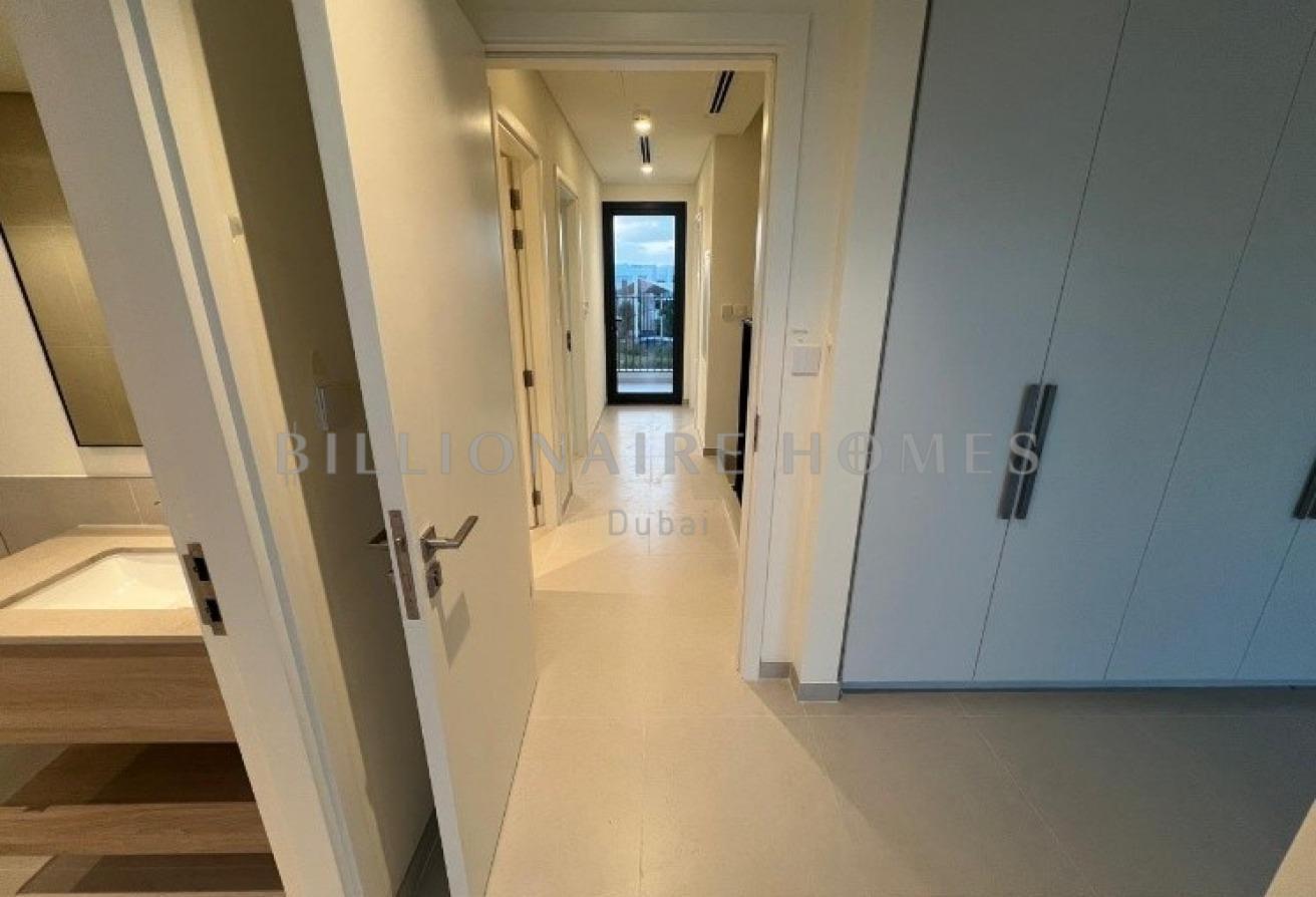 Corner Unit | Large Plot | Close to Amenities photo 8