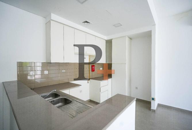 61664114 - Property Main Image