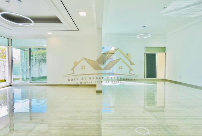 142870148 - Property Image 3