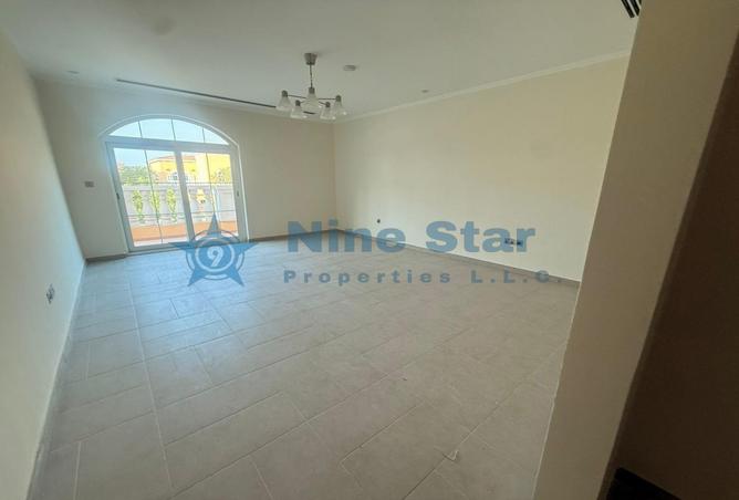 135640355 - Property Image 2