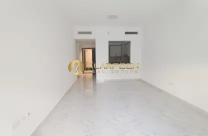 شقة - 2 غرف نوم - 3 حمامات للايجار في AAA سكن - الضاحية 13 - قرية جميرا الدائرية - دبي