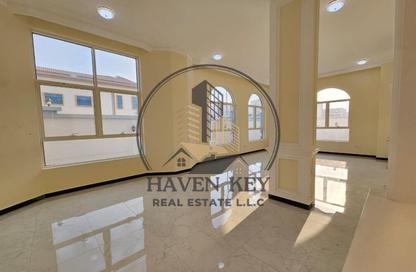 Villa - 5 - 7 for rent in Hoshi 1 - Hoshi - Al Badie - Sharjah Villa - 5 - 7 for rent in Hoshi 1 - Hoshi - Al Badie - Sharjah