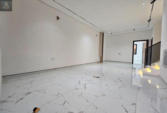 73877355 - صورة العقار 3