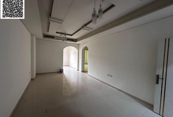 102834153 - Property Image 2