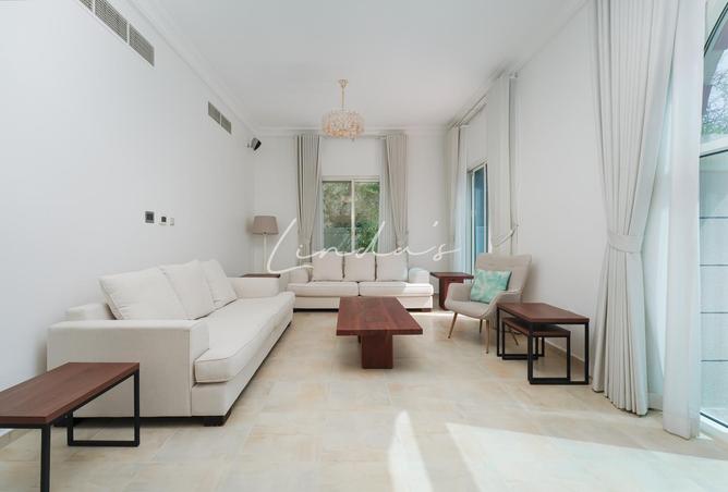 54946198 - Property Image 2