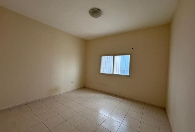 107749612 - Property Image 2