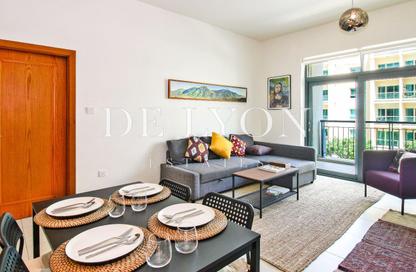 Apartment - 1 Bedroom - 2 Bathrooms for rent in Travo Tower A - Travo - The Views - Dubai