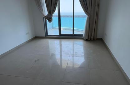 Apartment - 2 Bedrooms - 4 Bathrooms for rent in Corniche Tower - Ajman Corniche Road - Ajman