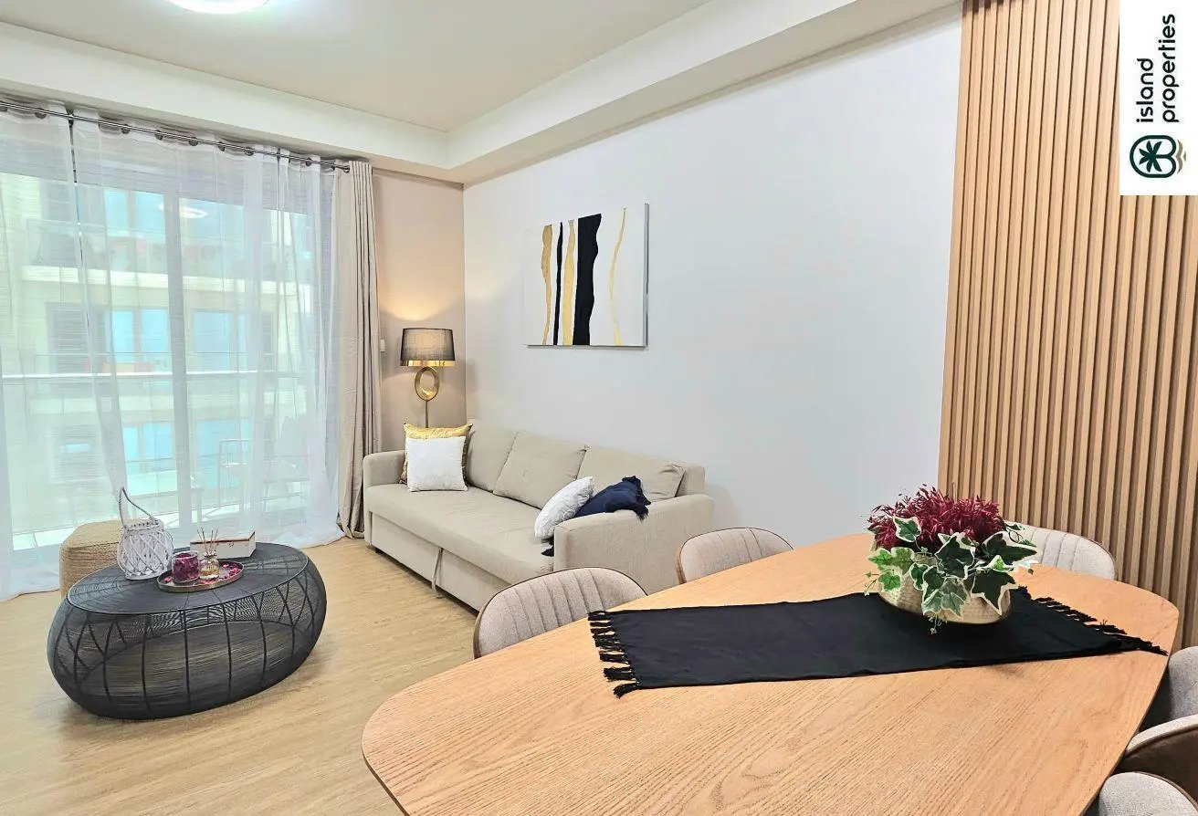 98264569 - Property Main Image