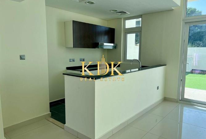 82358674 - Property Image 3