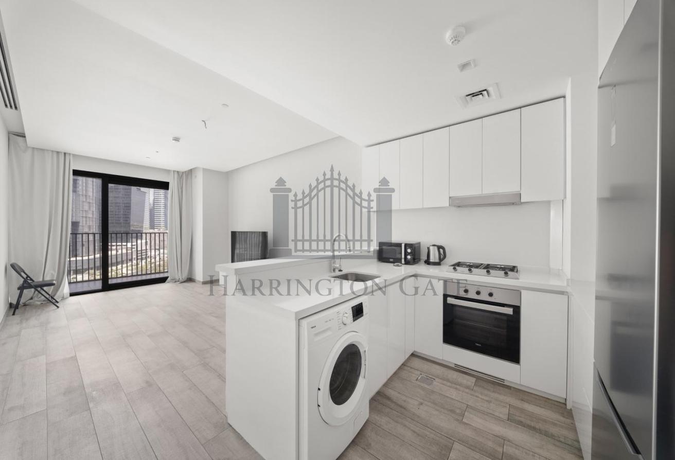 Unfurnished 1BR | Skyline View | Ready photo 9