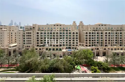 Apartment - 2 Bedrooms - 4 Bathrooms for sale in Abu Keibal - Shoreline Apartments - Palm Jumeirah - Dubai