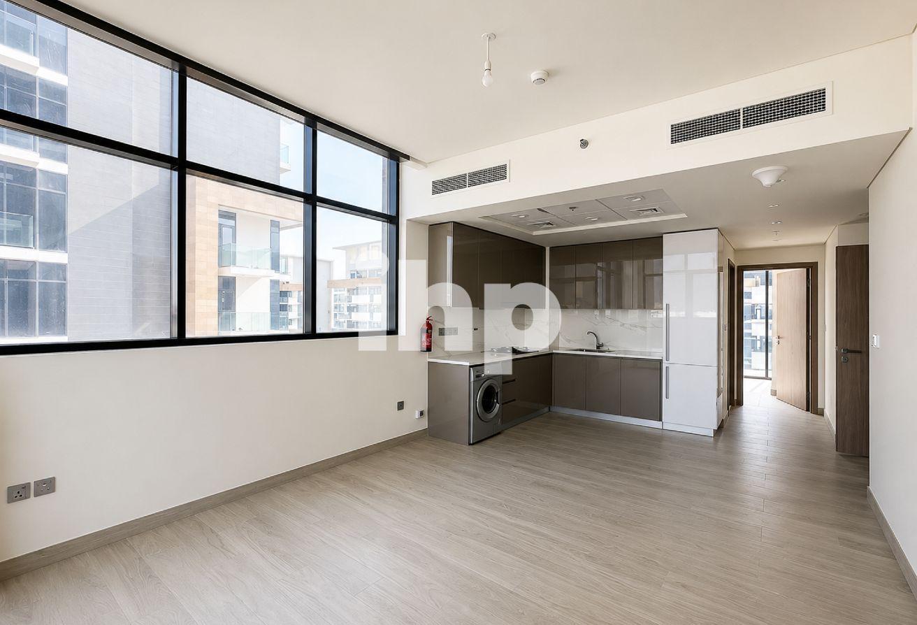 Spacious 2BR | Prime Location | Unfurnished photo 4