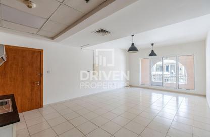 Apartment - 2 Bedrooms - 3 Bathrooms for sale in Imperial Avenue - Downtown Dubai - Dubai Apartment - 2 Bedrooms - 3 Bathrooms for sale in Imperial Avenue - Downtown Dubai - Dubai
