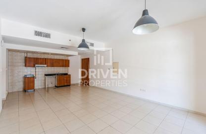 Apartment - 2 Bedrooms - 3 Bathrooms for sale in Imperial Avenue - Downtown Dubai - Dubai Apartment - 2 Bedrooms - 3 Bathrooms for sale in Imperial Avenue - Downtown Dubai - Dubai