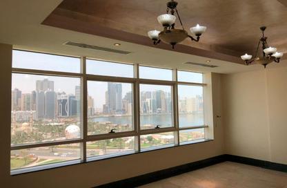 Apartment - 3 Bedrooms - 4 Bathrooms for sale in Al Majaz 2 - Al Majaz - Sharjah