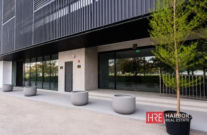 Retail - Studio - 1 for rent in Lucky Royale Residence - District 10 - Jumeirah Village Circle - Dubai