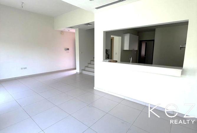 100387215 - Property Image 2
