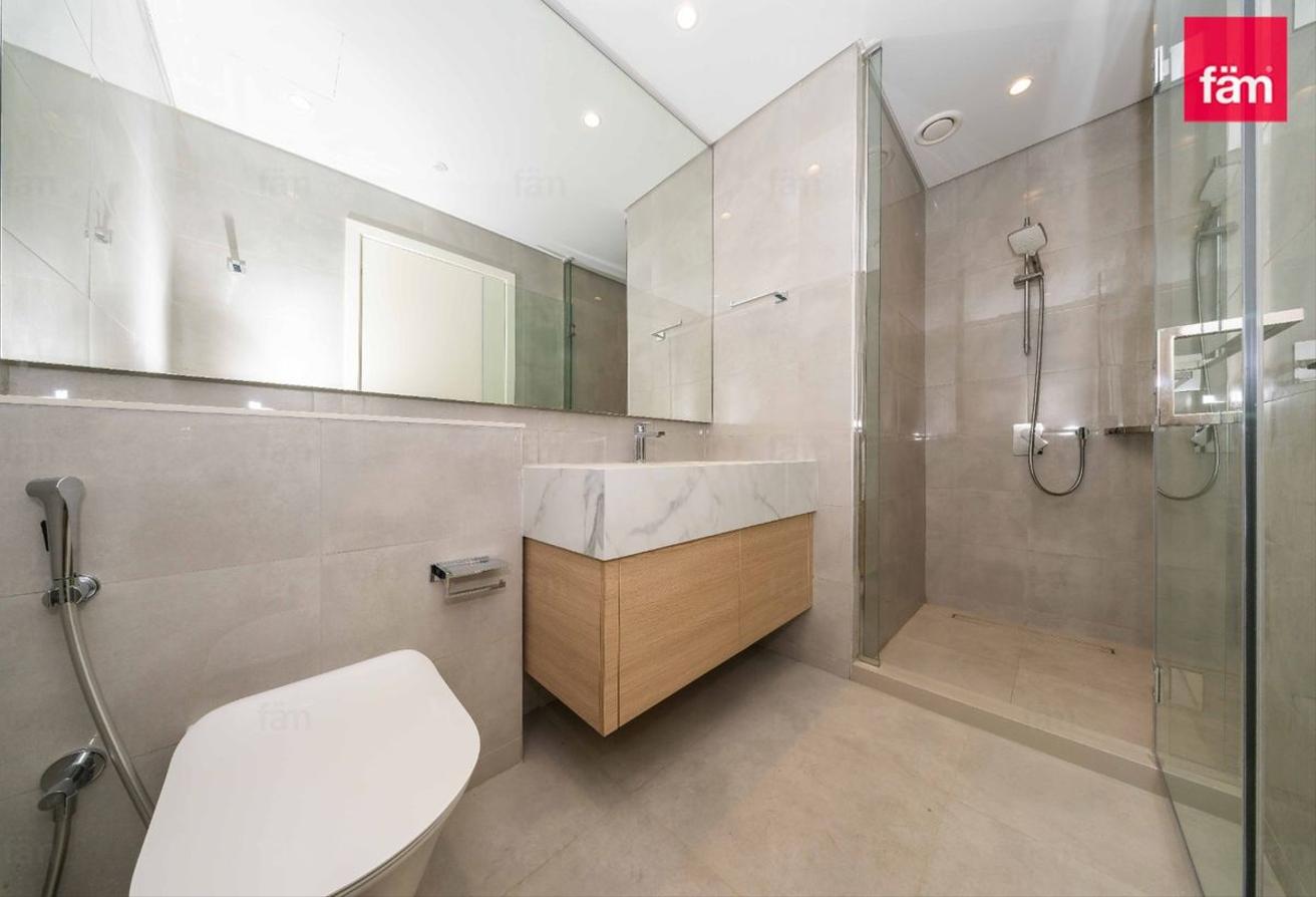 Exclusive Townhouse | Close To Pool & Park photo 9