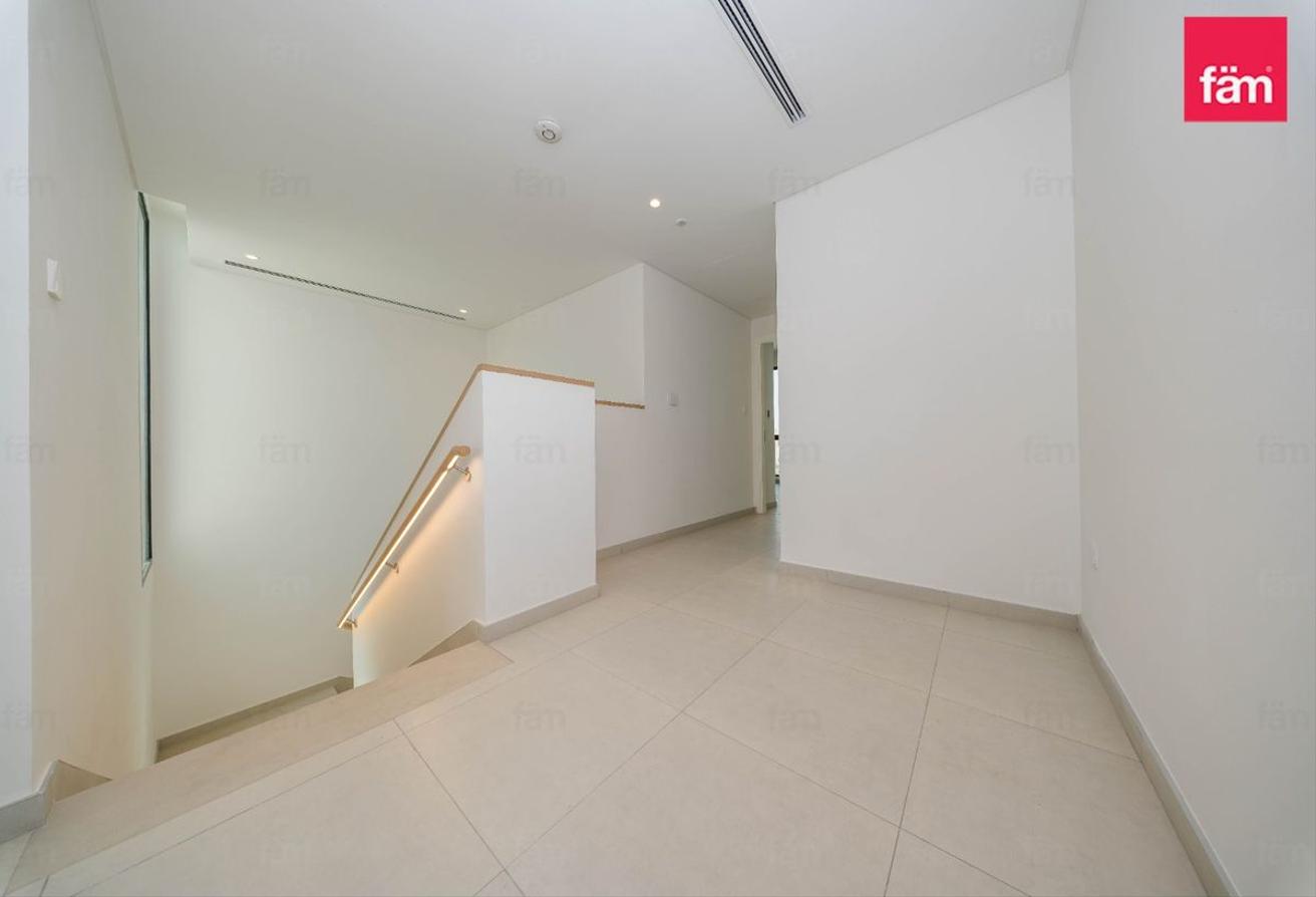 Exclusive Townhouse | Close To Pool & Park photo 7