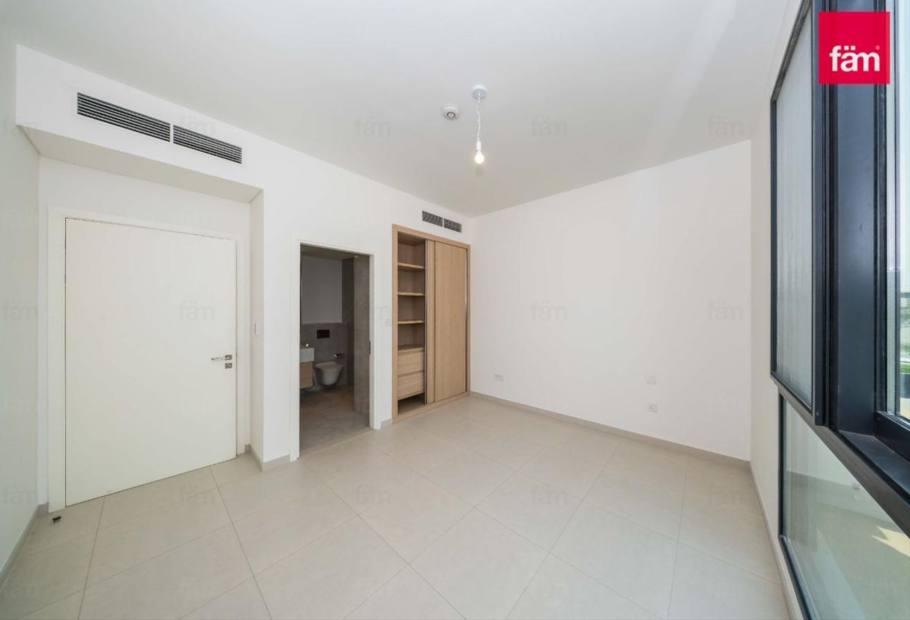 Exclusive Townhouse | Close To Pool & Park photo 11
