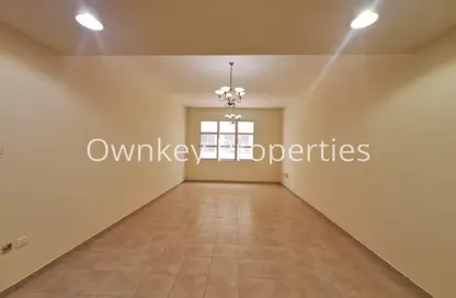Apartment - 3 Bedrooms - 3 Bathrooms for rent in Al Raffa - Bur Dubai - Dubai