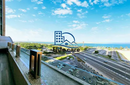 Apartment - 1 Bedroom - 2 Bathrooms for rent in Capital Plaza Tower A - Capital Plaza - Corniche Road - Abu Dhabi