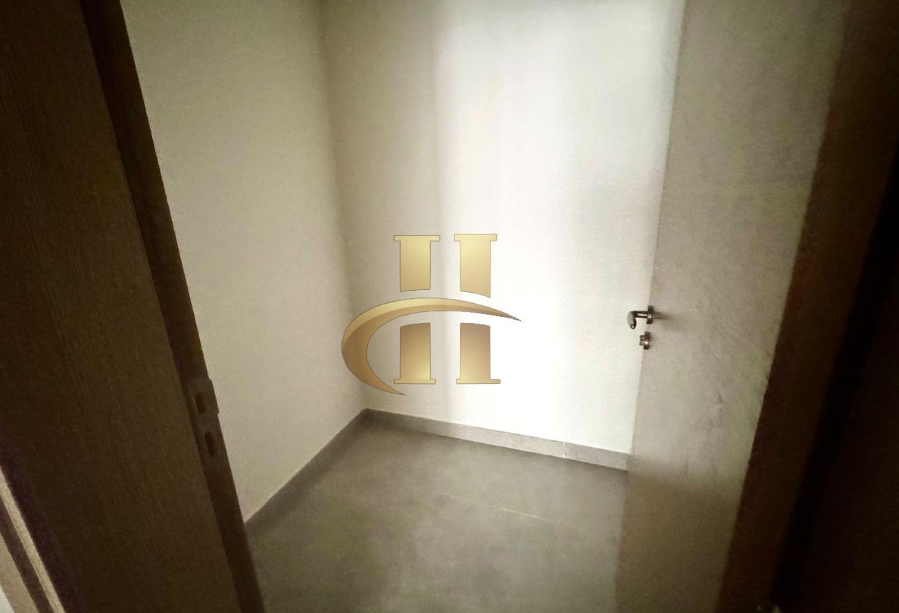 Ready to Move | Spacious | Unfurnished | Enquire photo 7