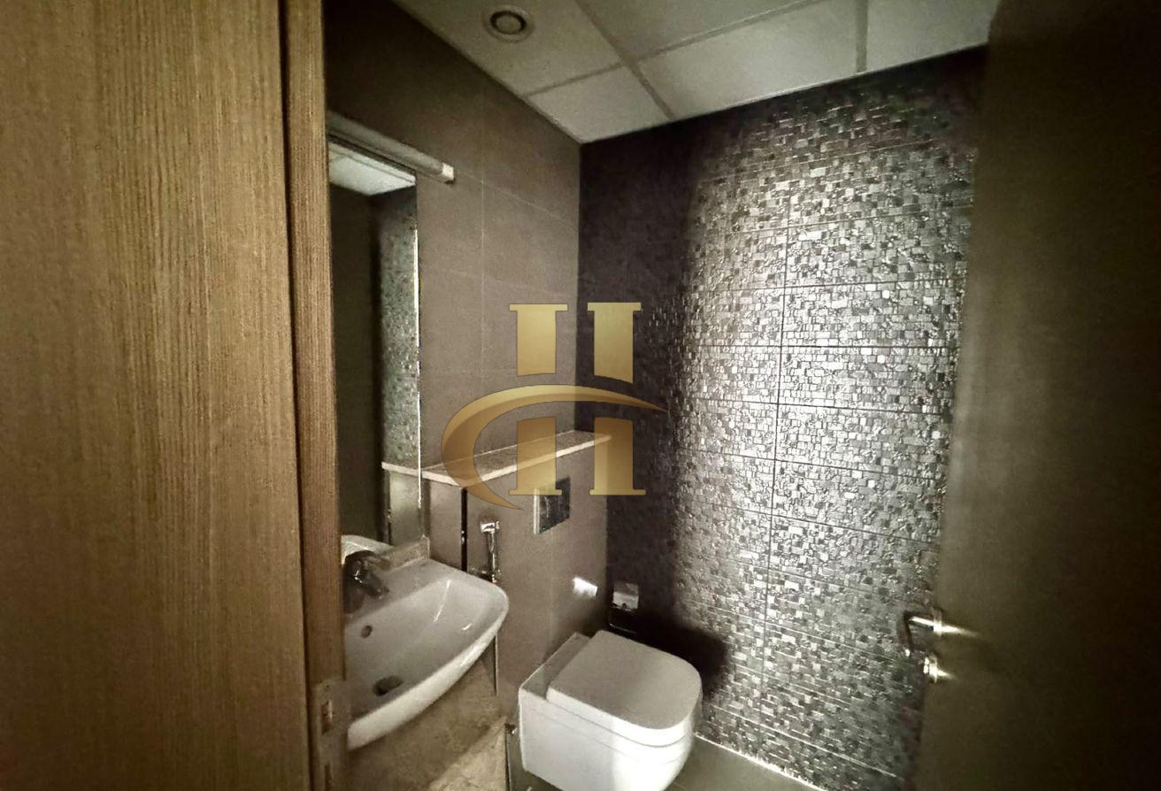Ready to Move | Spacious | Unfurnished | Enquire photo 9