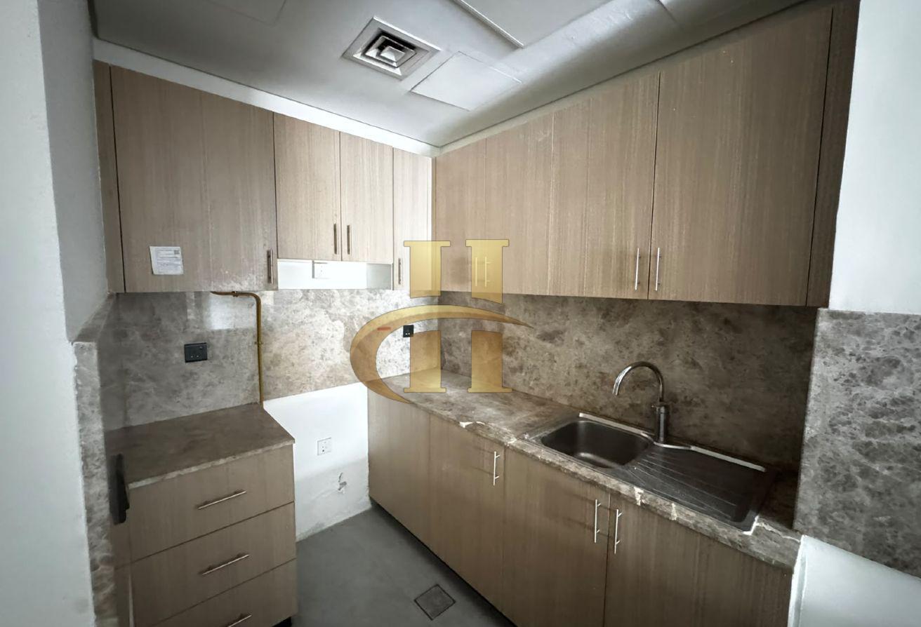 Ready to Move | Spacious | Unfurnished | Enquire photo 4