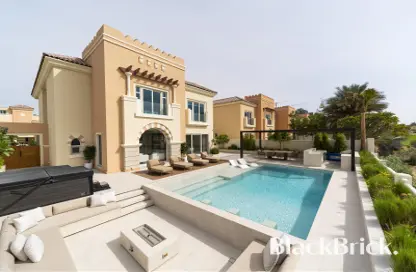 فيلا - 5 غرف نوم - 5 حمامات للبيع في أوليفا - قمم النصر - مدينة دبي الرياضية - دبي