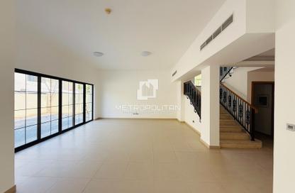 Villa - 4 - 5 for sale in Nad Al Sheba 3 - Nad Al Sheba - Dubai Villa - 4 - 5 for sale in Nad Al Sheba 3 - Nad Al Sheba - Dubai