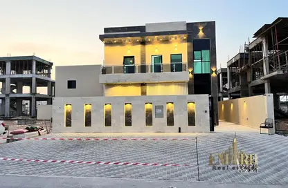 فيلا - 3 غرف نوم - 6 حمامات للايجار في الحليو 2 - الحليو - عجمان