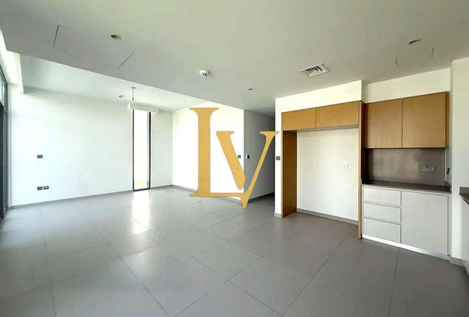 98705695 - Property Image 3