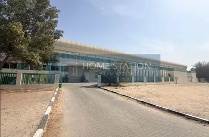Warehouse - Studio - 6 Bathrooms for sale in Dubai Investment Park (DIP) - Dubai