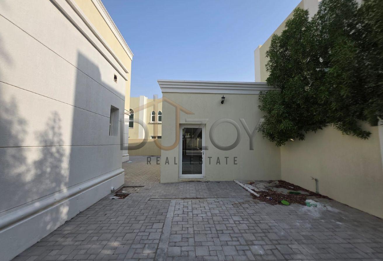 Renovated Classic Villa | 5BRM | Majlis out | S.B photo 18