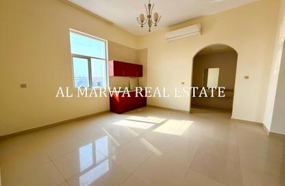 Apartment - 5 - 7 for rent in Al Riqaibah - Al Suyoh - Sharjah