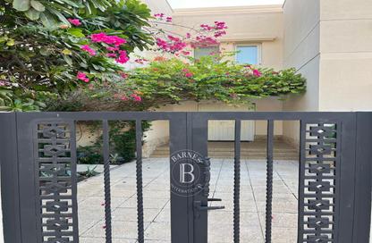 Villa - 5 - 6 for rent in Meadows 2 - Meadows - Dubai Villa - 5 - 6 for rent in Meadows 2 - Meadows - Dubai
