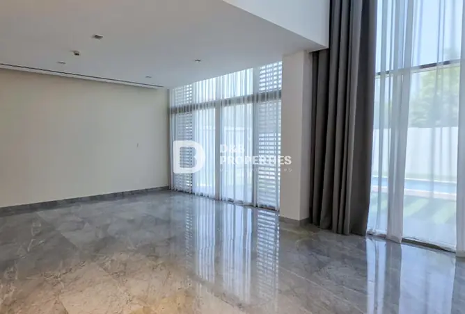 157812015 - Property Image 3