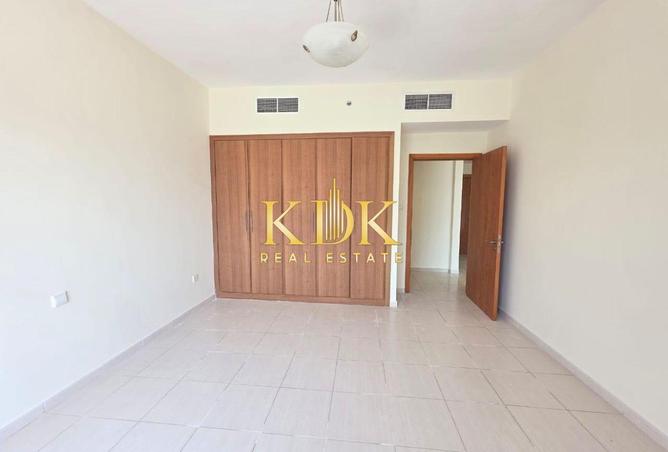 63649018 - صورة العقار 3